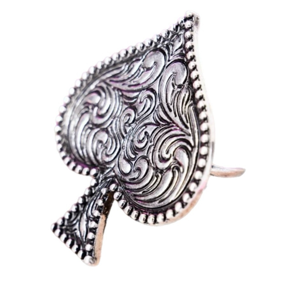🔥Silver Toned Spade Shaped Adustable Statement Ring🔥BRAND NEW!